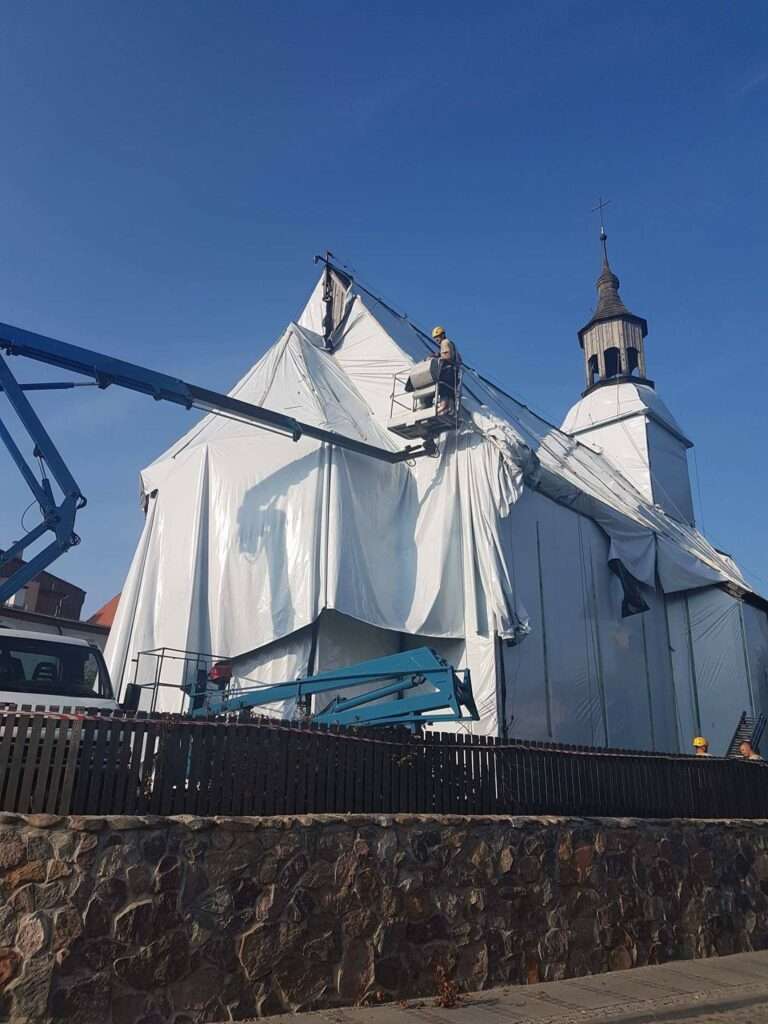fumigacja kosciola